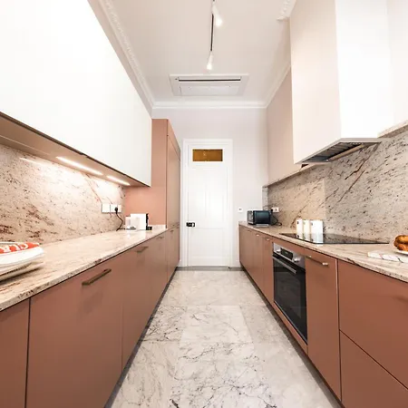 Elegant Designer 2br In Balluta Building *