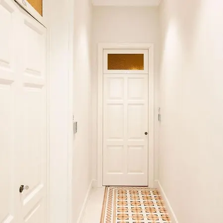 Elegant Designer 2br In Balluta Building Διαμέρισμα *