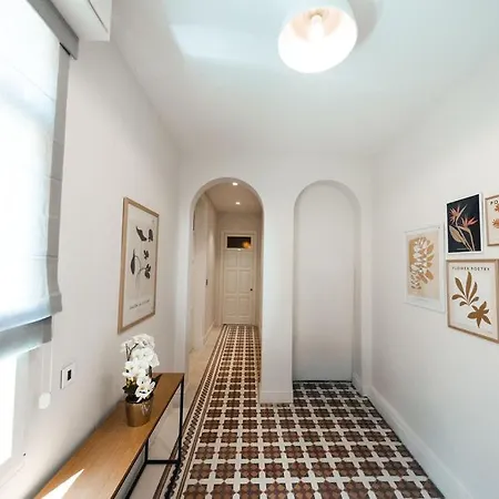 Elegant Designer 2br In Balluta Building Saint Julian's